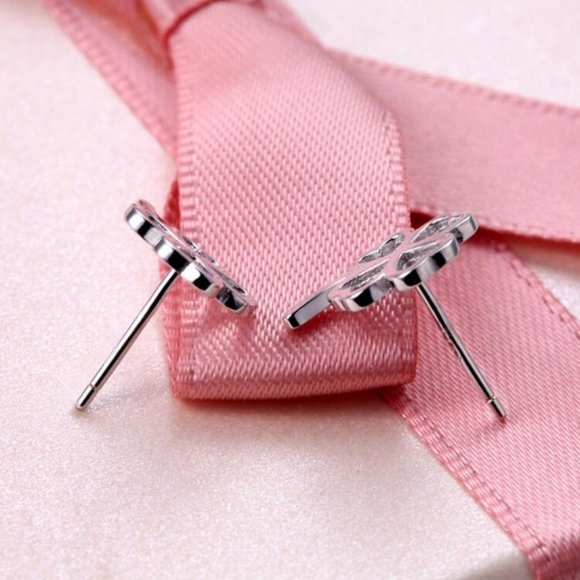NEW 925 Sterling Silver Clover Stud Earrings - Picture 8 of 8